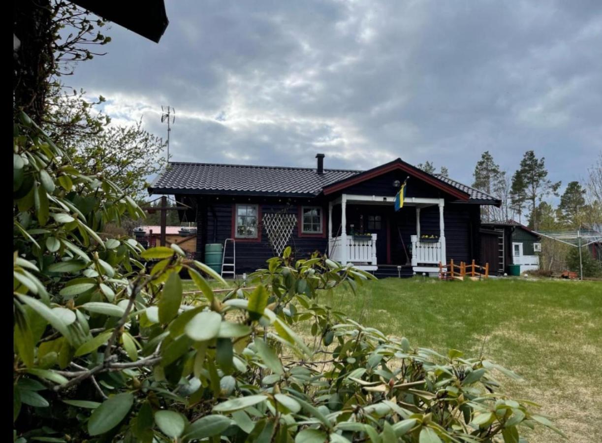 Cosy Non Smoking Cabin Close To Beach,Alnoe Sundsvall Exterior foto
